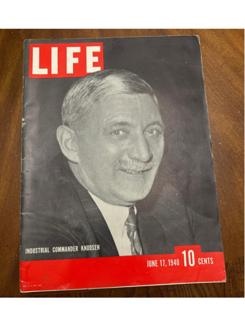 Vintage Life Magazine June 17 1940 Issue Red and Black